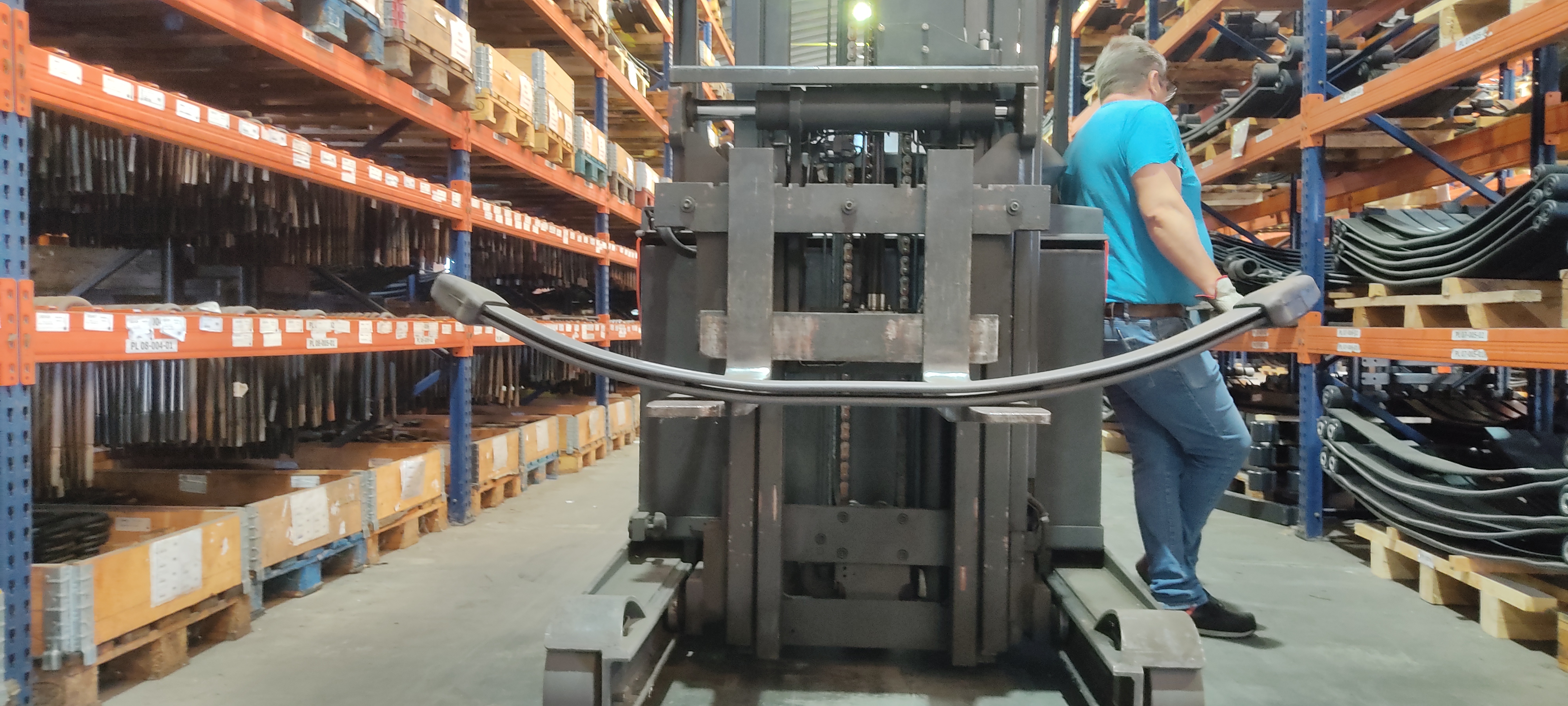 Volkswagen Crafter, Mercedes Sprinter 2D0411101B 33704000 – image 5